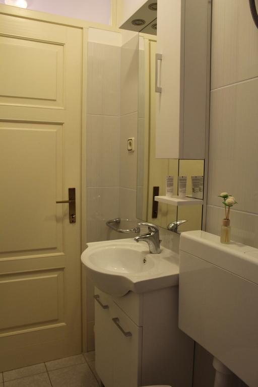 Rooms & Studio Bellina 스크라딘 외부 사진