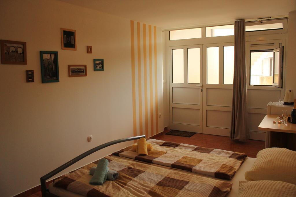 Rooms & Studio Bellina 스크라딘 외부 사진