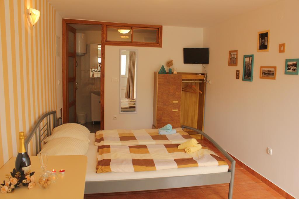 Rooms & Studio Bellina 스크라딘 외부 사진
